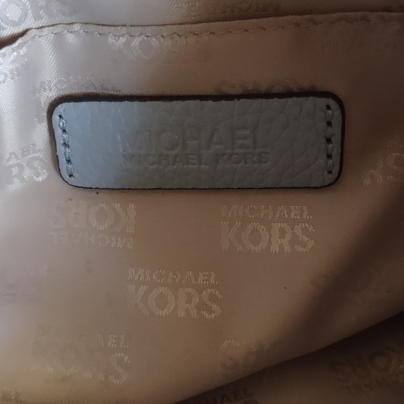 Michael Kors Leighton Shoulder Bag - Picture 5 of 16